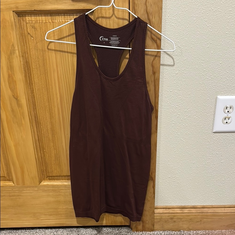 Zyia Fig Copper Charged Tank